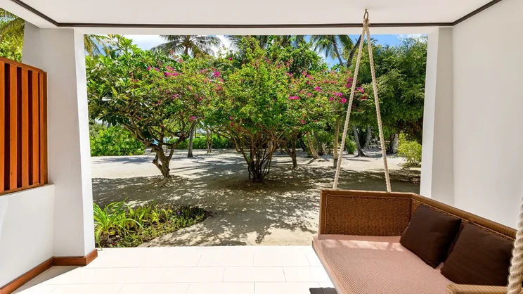 Sheraton Maldives Full Moon Resort & Spa